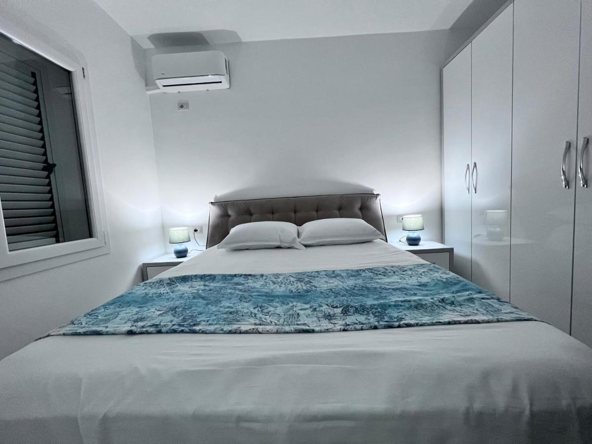 White Luxury Appartement *